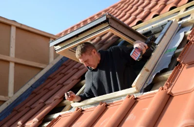 Pose de fenêtres de toit Velux à Fonteny